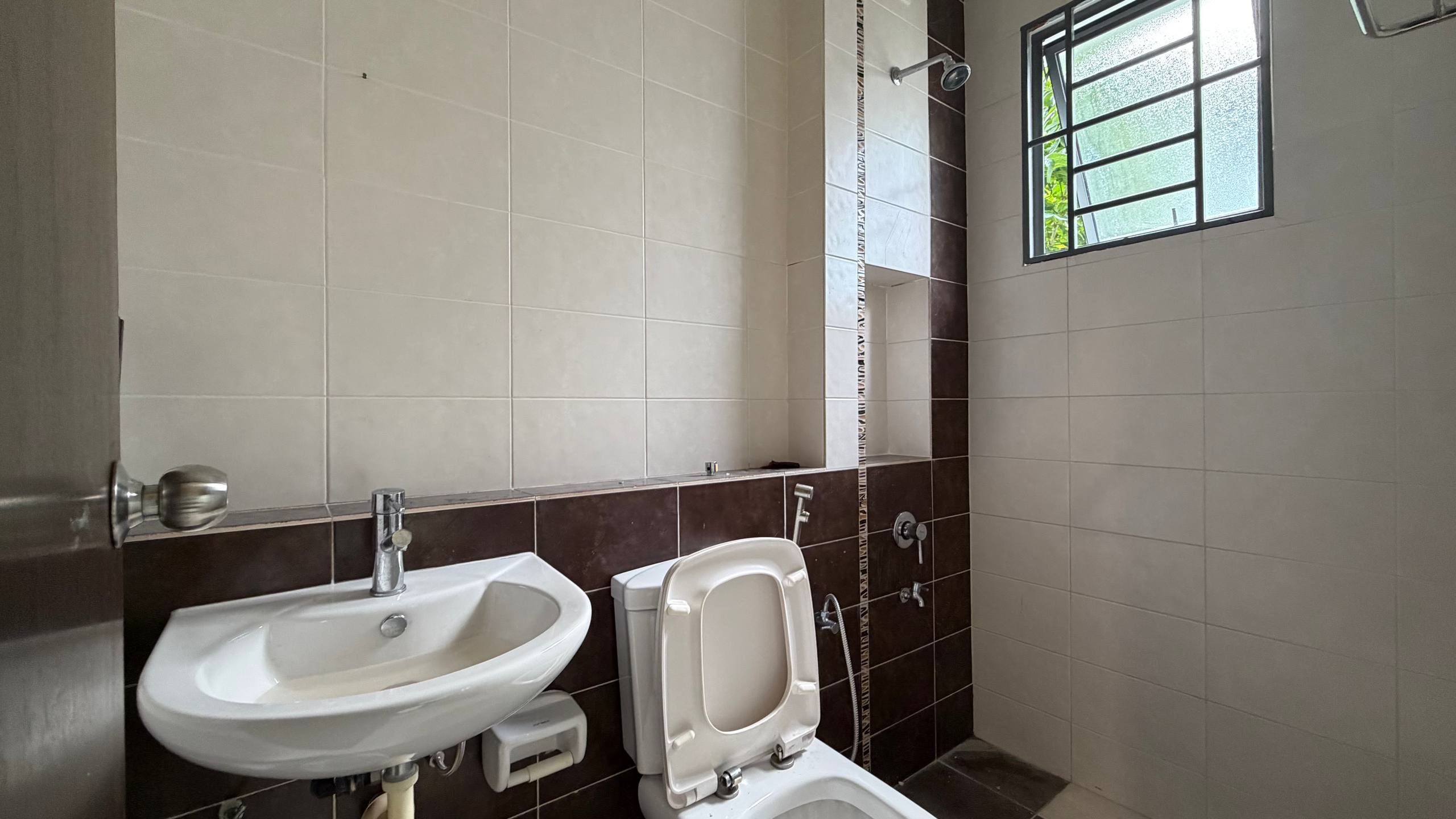 East Ledang Jalan Hang Lekir 双层 Super Link · Property image 10