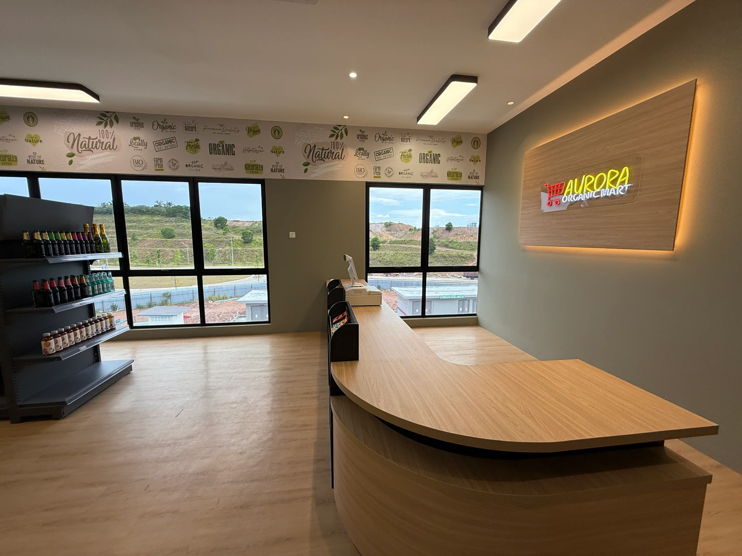 AURORA AVENUE 商业店铺 · 项目照片 11
