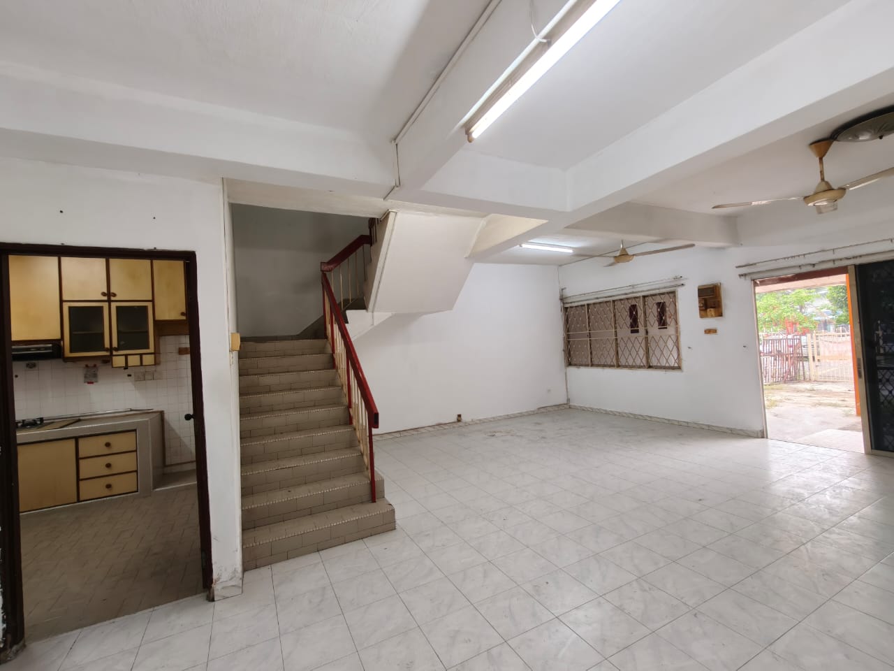 Jalan Dedap @ Taman Johor Jaya 2 Storey Terrace House For Sale · Property image 4