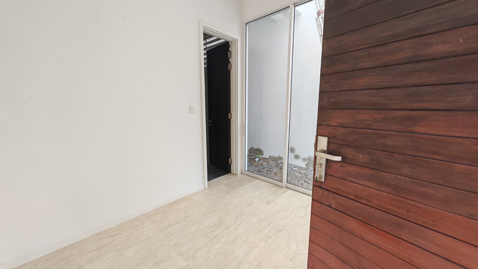East Ledang 2 Storey Semi-D with Unblock Lake view + Roof Top Garden For Sale · Property image 7