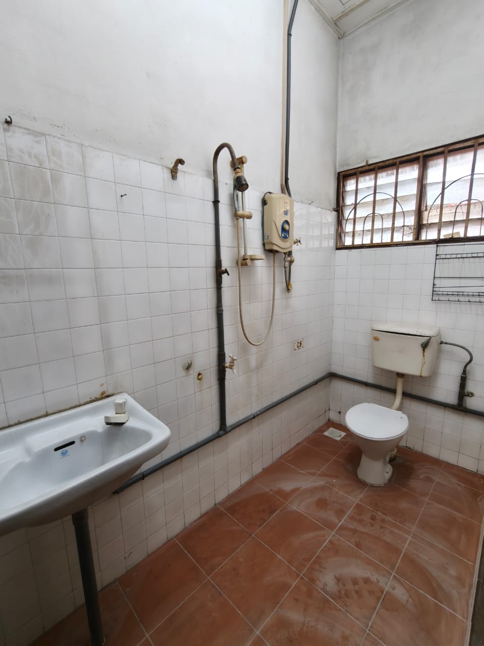 Jalan Dedap @ Taman Johor Jaya 2 Storey Terrace House For Sale · Property image 14