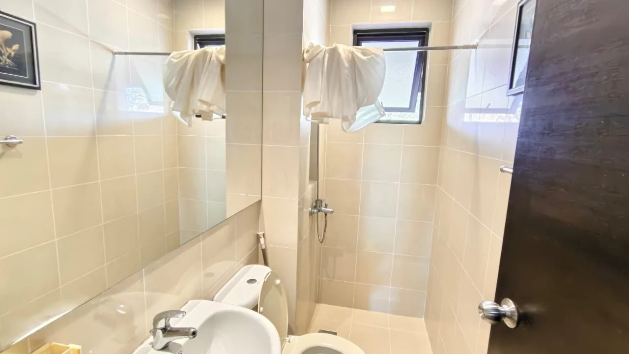 Renovated 2 Storey Terrace @ Leisure Farm Resort · Property image 4