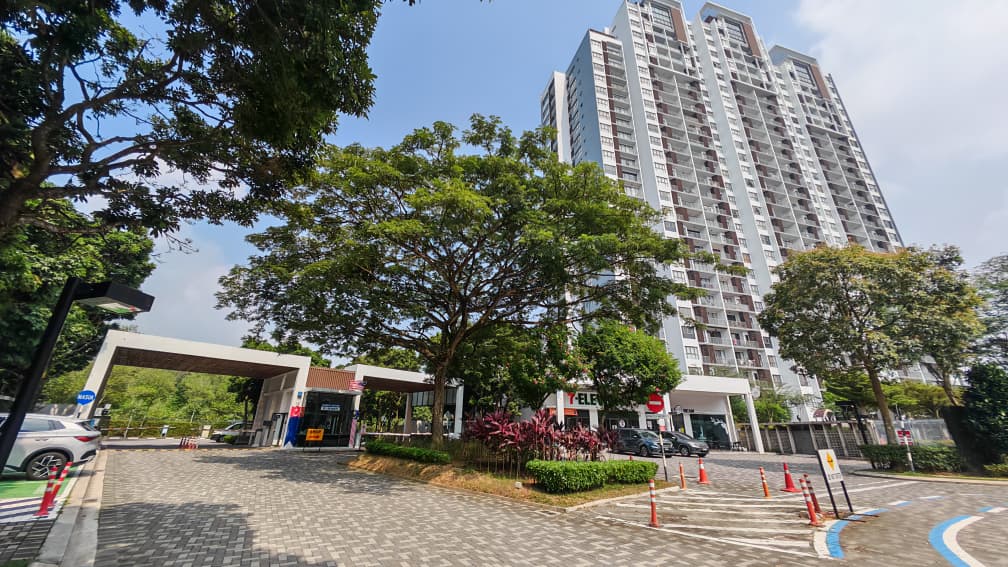 🏡 WaterEdge Apartments High Floor Seaview Unit | Level 27 + Fully Furnished + Spacious Layout! · Property image 4