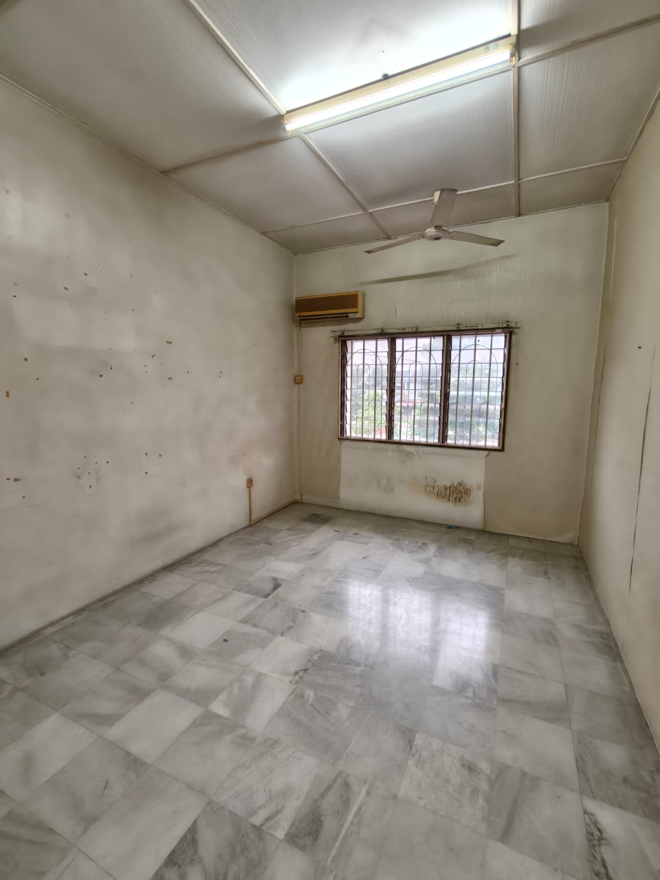 Jalan Dedap @ Taman Johor Jaya 2 Storey Terrace House For Sale · Property image 10