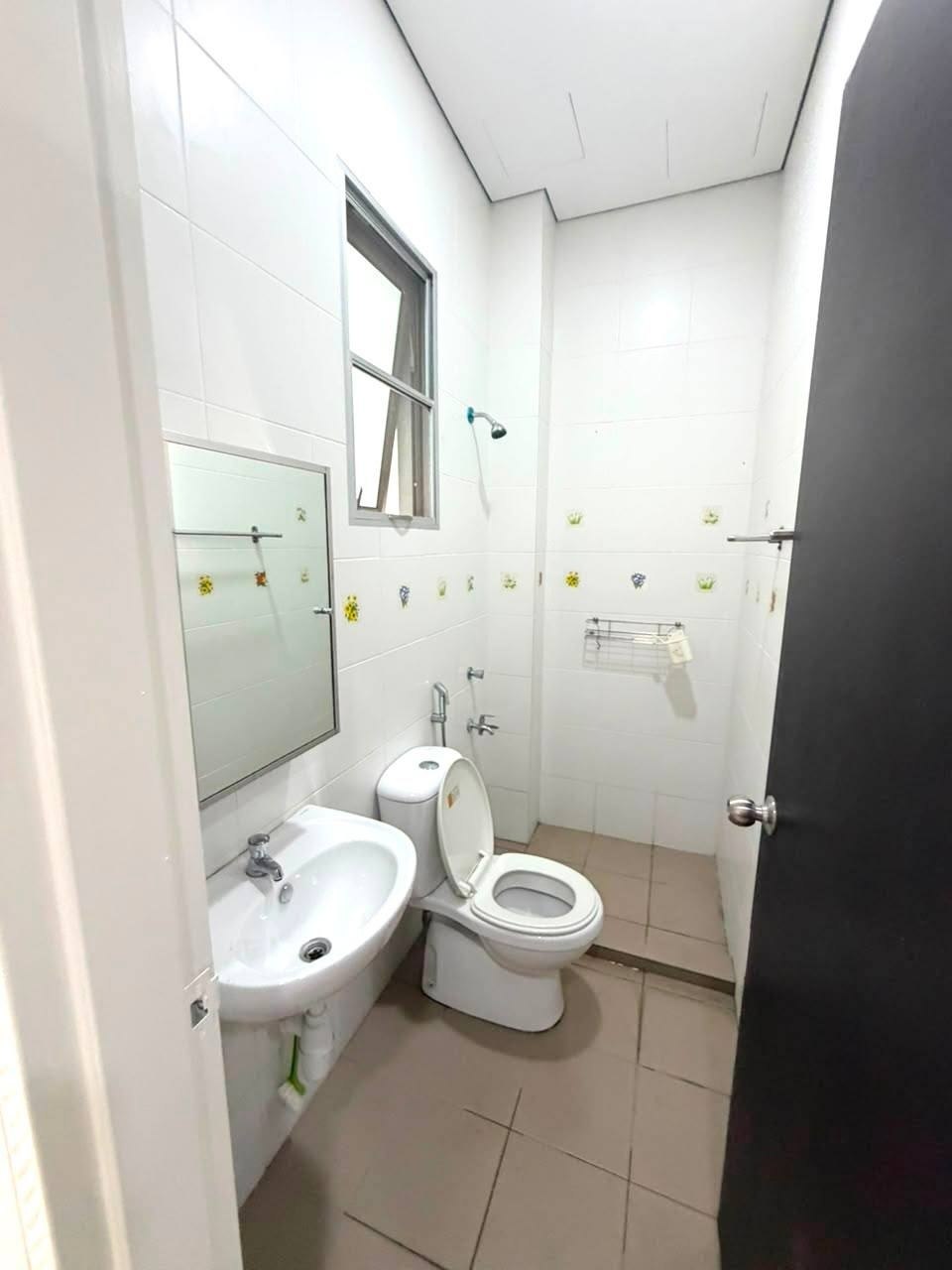 East Ledang 2 Storey Semi-D For Sale · Property image 5